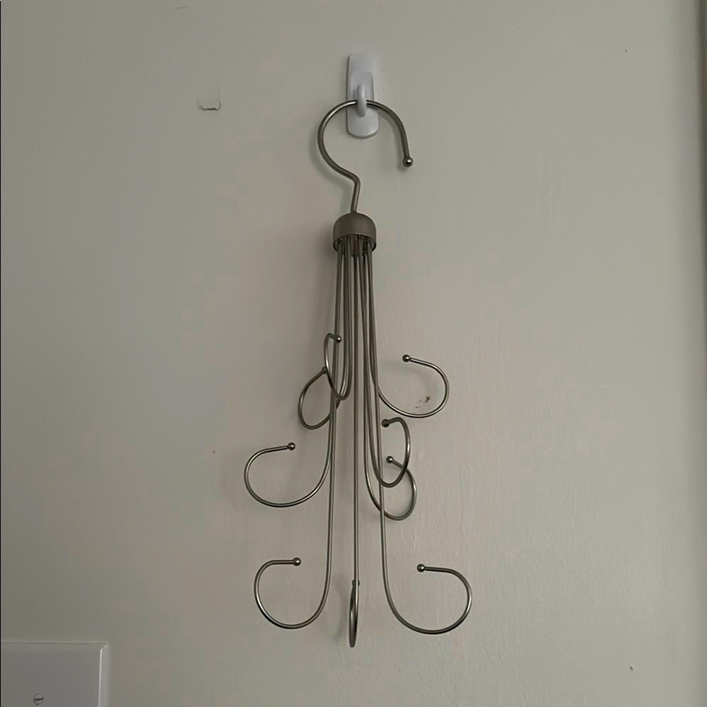 Silver Tie Hanger